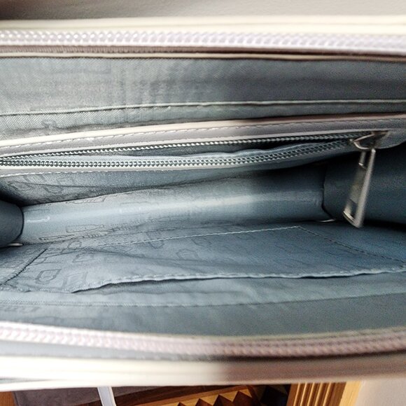 Pixie Mood Pale Gray/Off White Leather Flap-Over Crossbody Bag - Picture 13 of 16